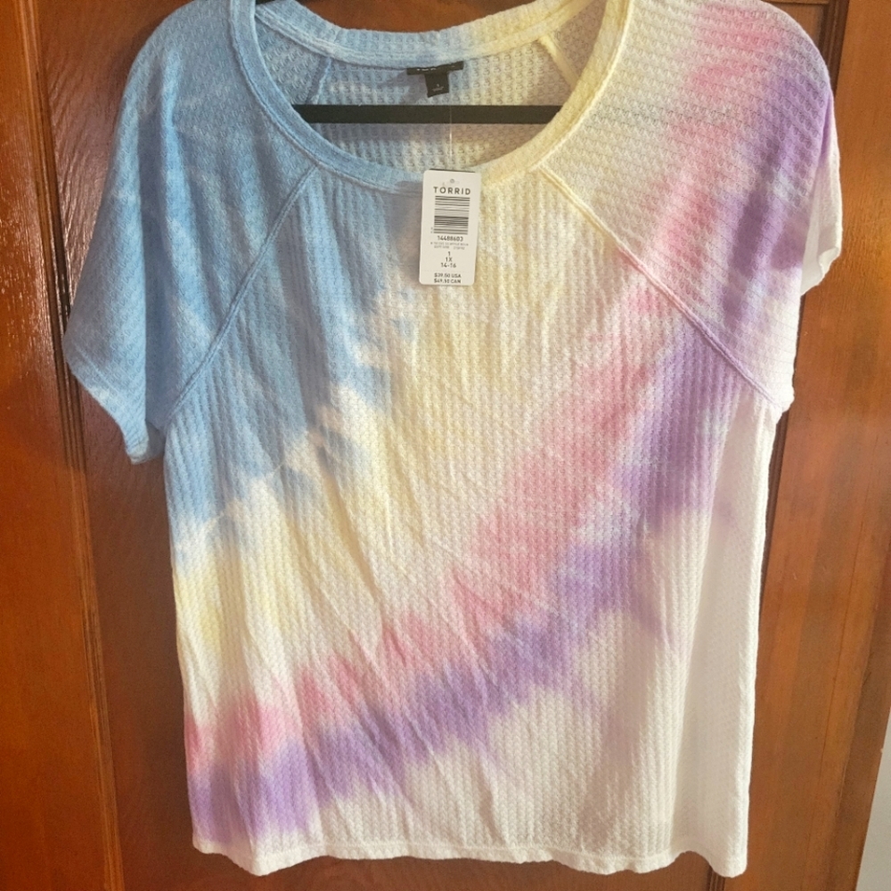 Torrid tye dye top